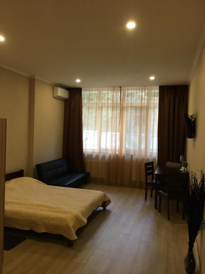 Apartment De France Одесса Экстерьер фото